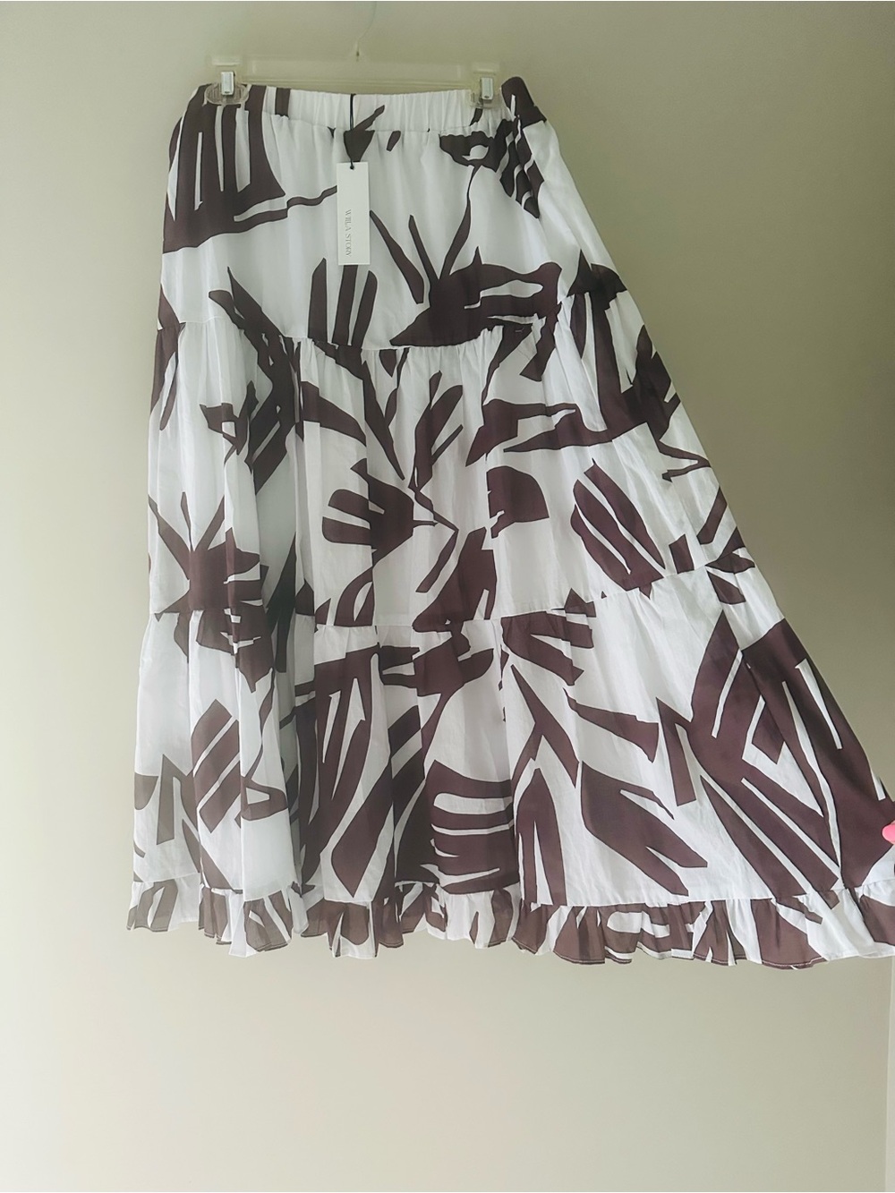 New! Willa Story timeless flowy Printed Tiered Skirt